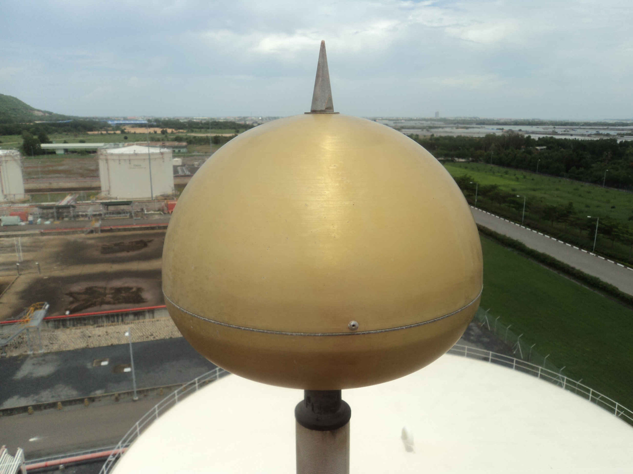 Bảo dưỡng hệ thống chống sét tại Dầu khí Nam Công Sơn